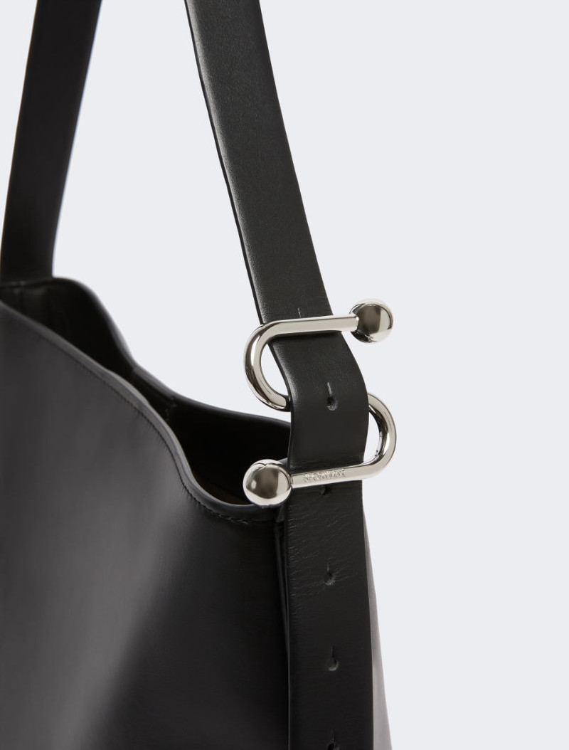Leather S-buckle shopper bag - black 4