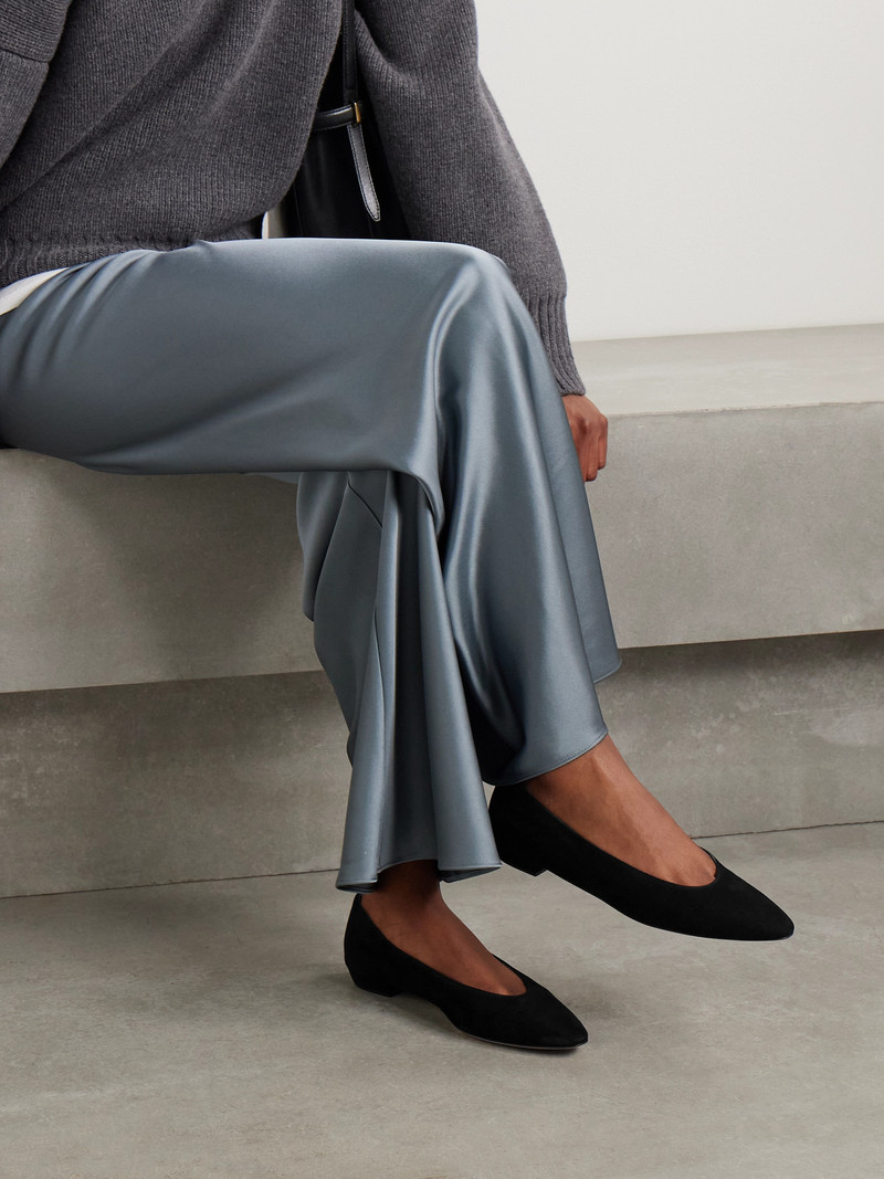 Gianvito Rossi Amelia Suede Point-toe Flats outlook