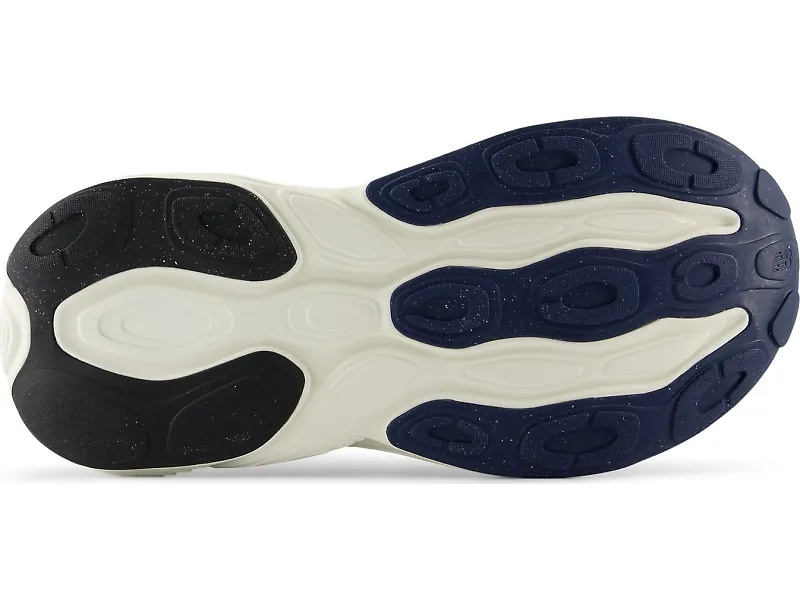 New Balance Fresh Foam X More v5 - 6