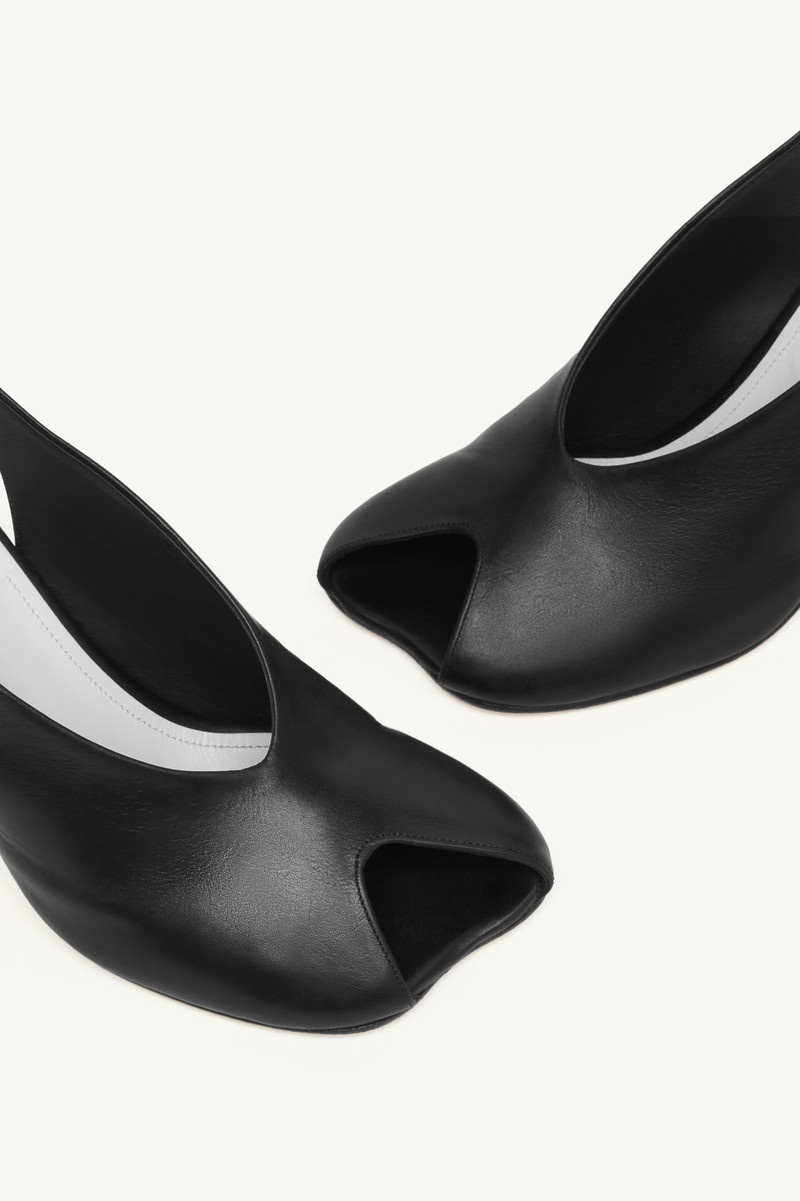 Anatomic Sandals 4