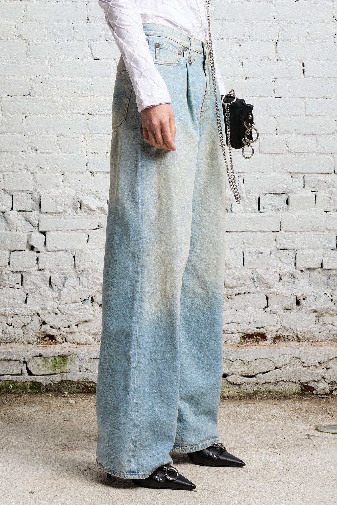 アパルトモン R13 DAMON PLEATED WIDE LEG DENIM r13-jean-damon-pleated-wide-