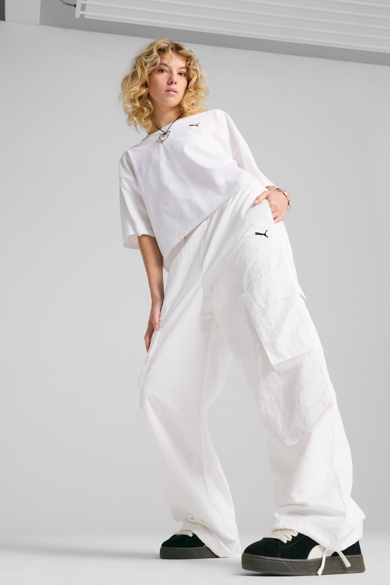 Wardrobe Essentials Women's Relaxed Woven Cargo Pants - 5