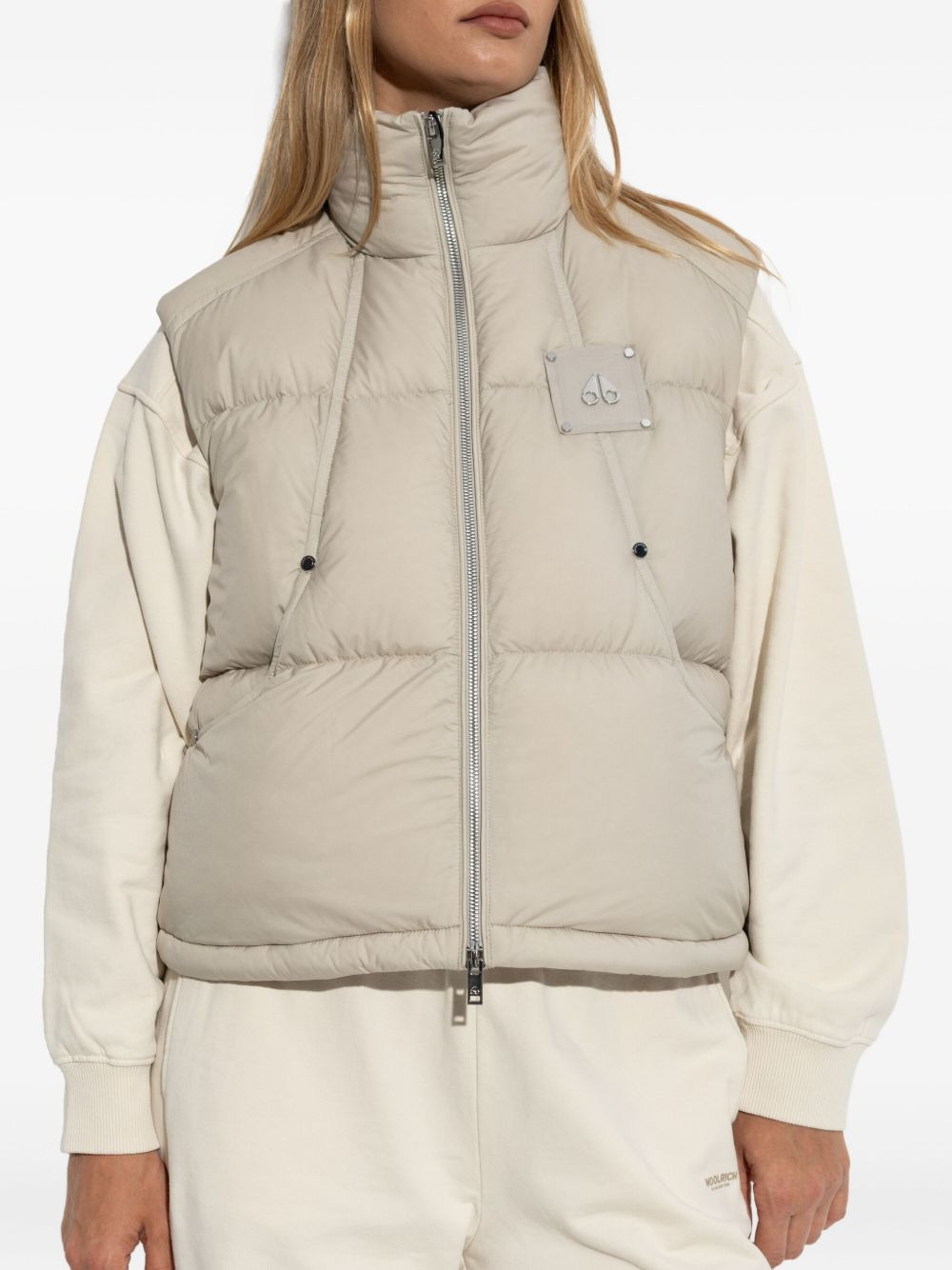 quilted logo-plaque vest - 3