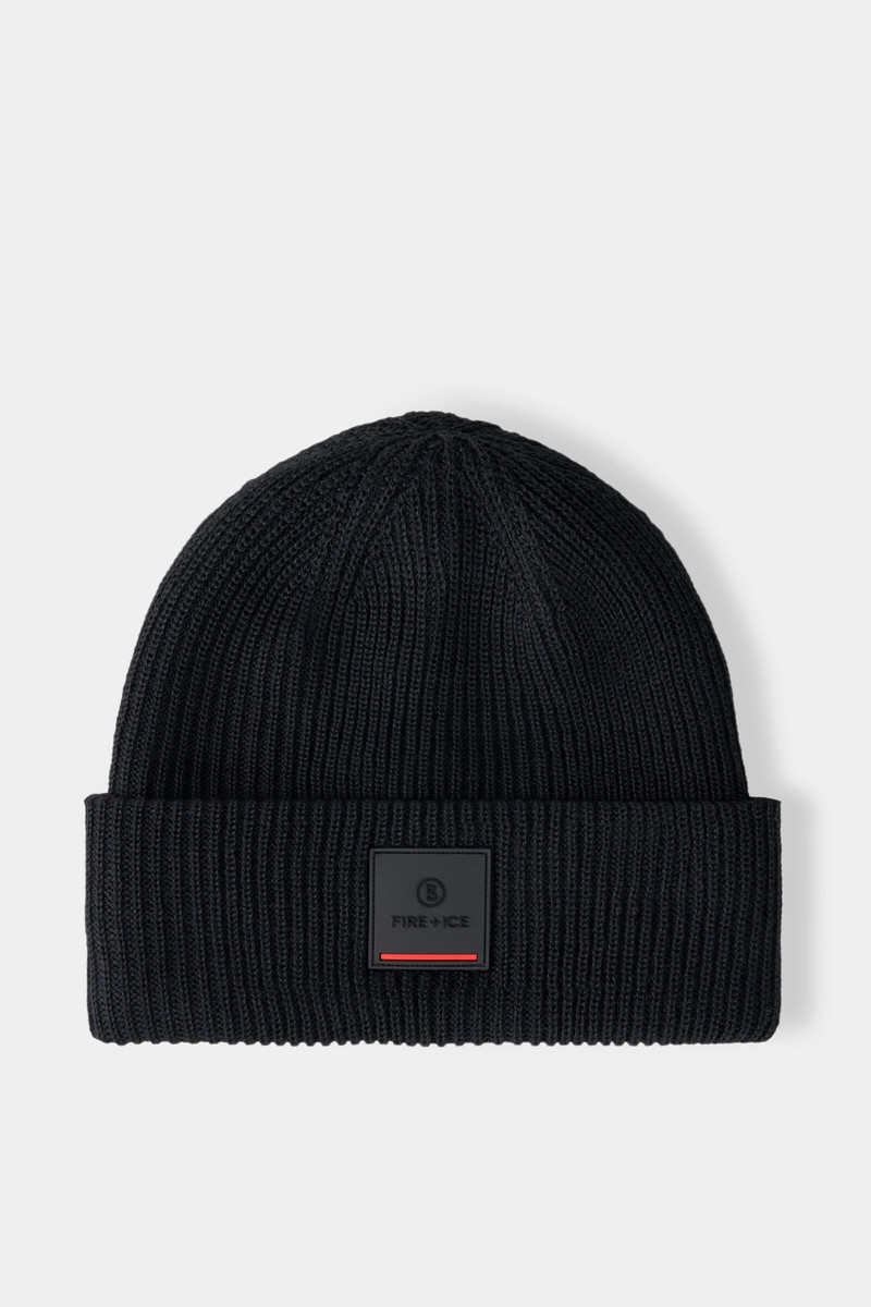 Tarek Knitted hat in Black 1