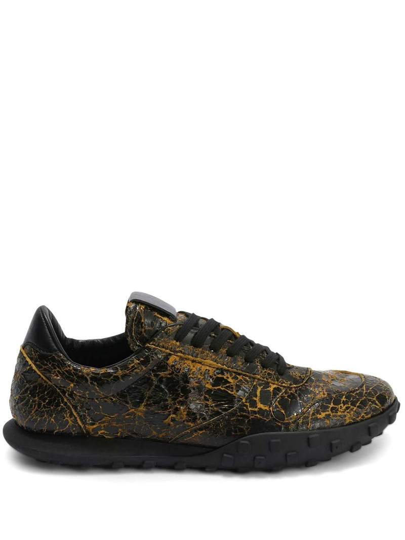 Moon sneakers 1