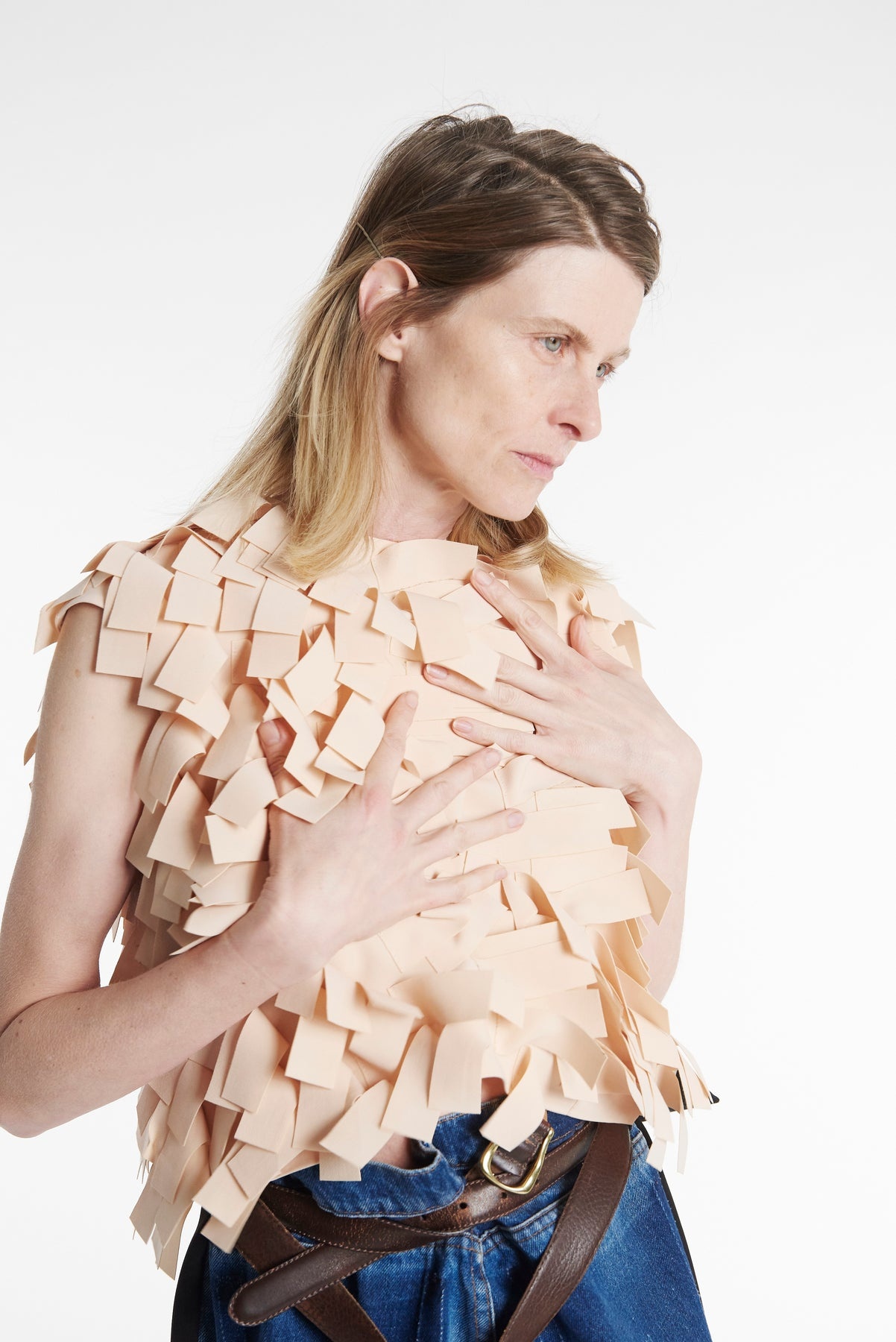 TOP WITH RECTANGLE DETAIL NUDE - 7