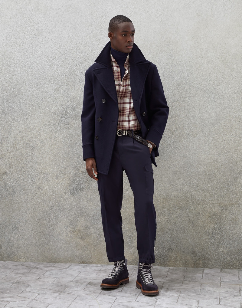 Virgin wool and cashmere double cloth pea coat with large lapels 5