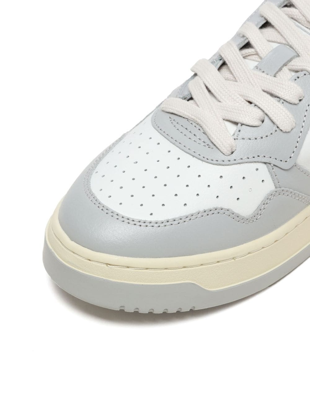 Medalist two-tone sneakers - 2