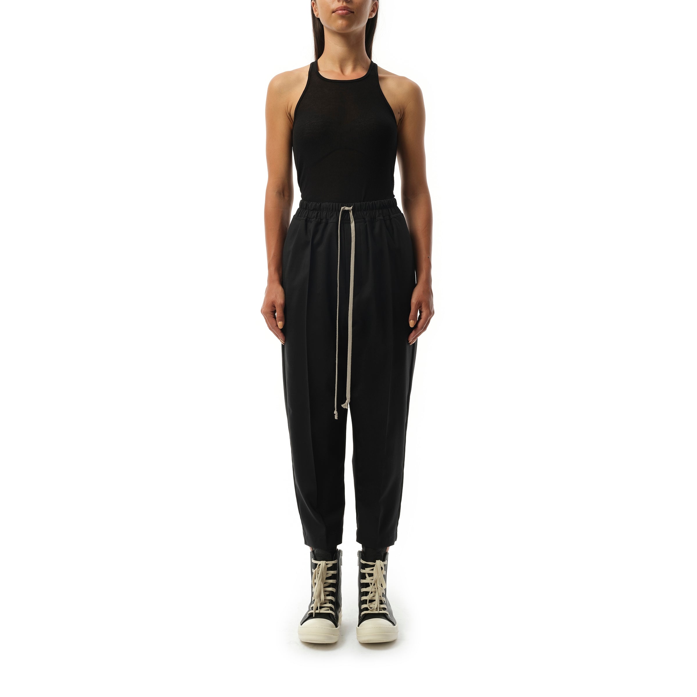 Drawstring Astaires Cropped in Black - 4