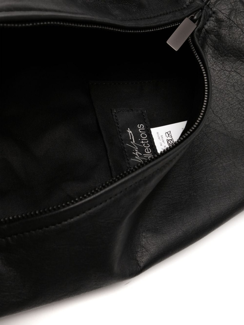 triangilar backpack 4