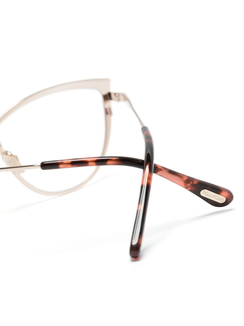 tortoiseshell-effect cat-eye glasses 3