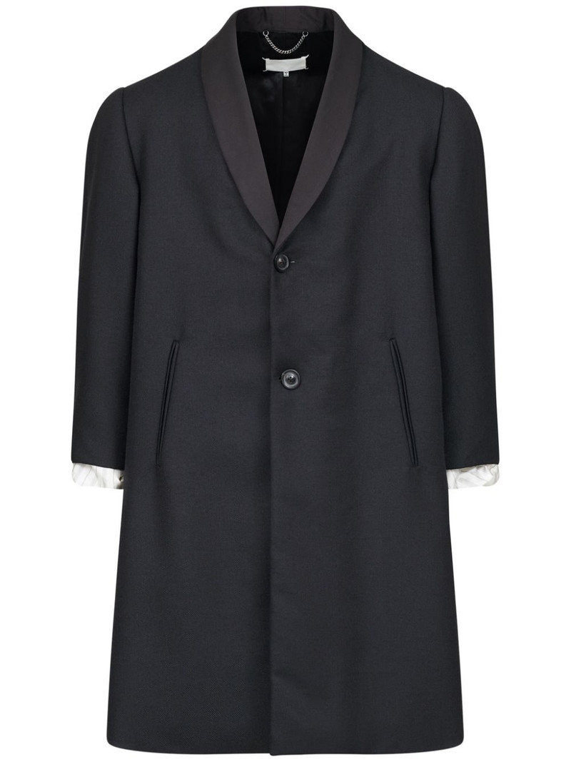 Anonymity of the lining coat 1