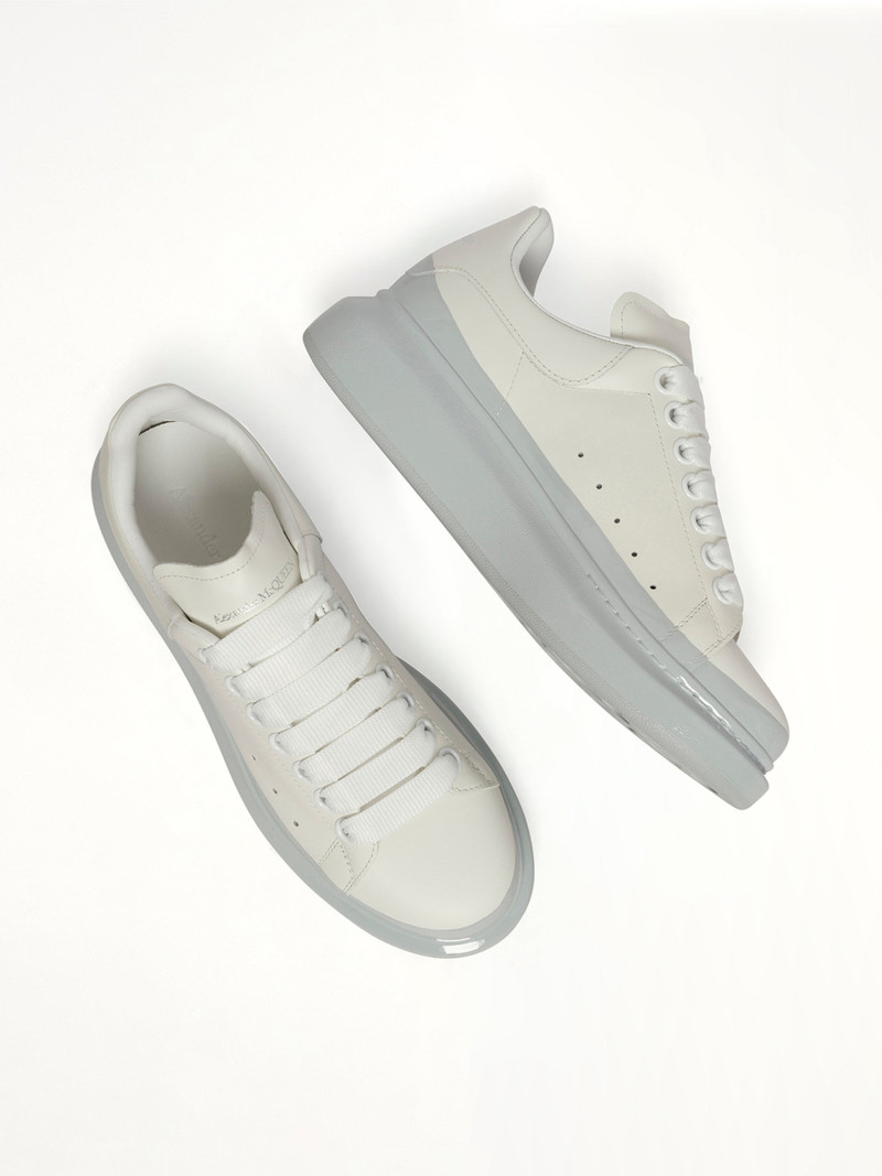 Womens Larry Oversized Sneaker in White/Ice Blue 4