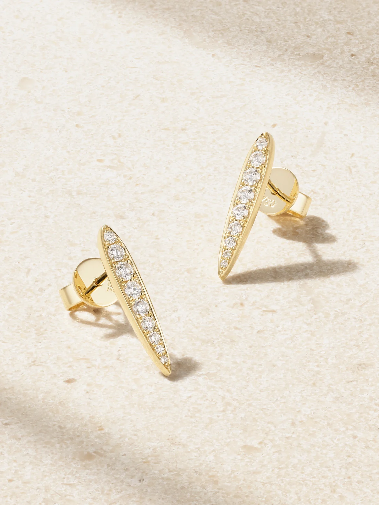 Small Spear 18-karat Gold Diamond Earrings - 1