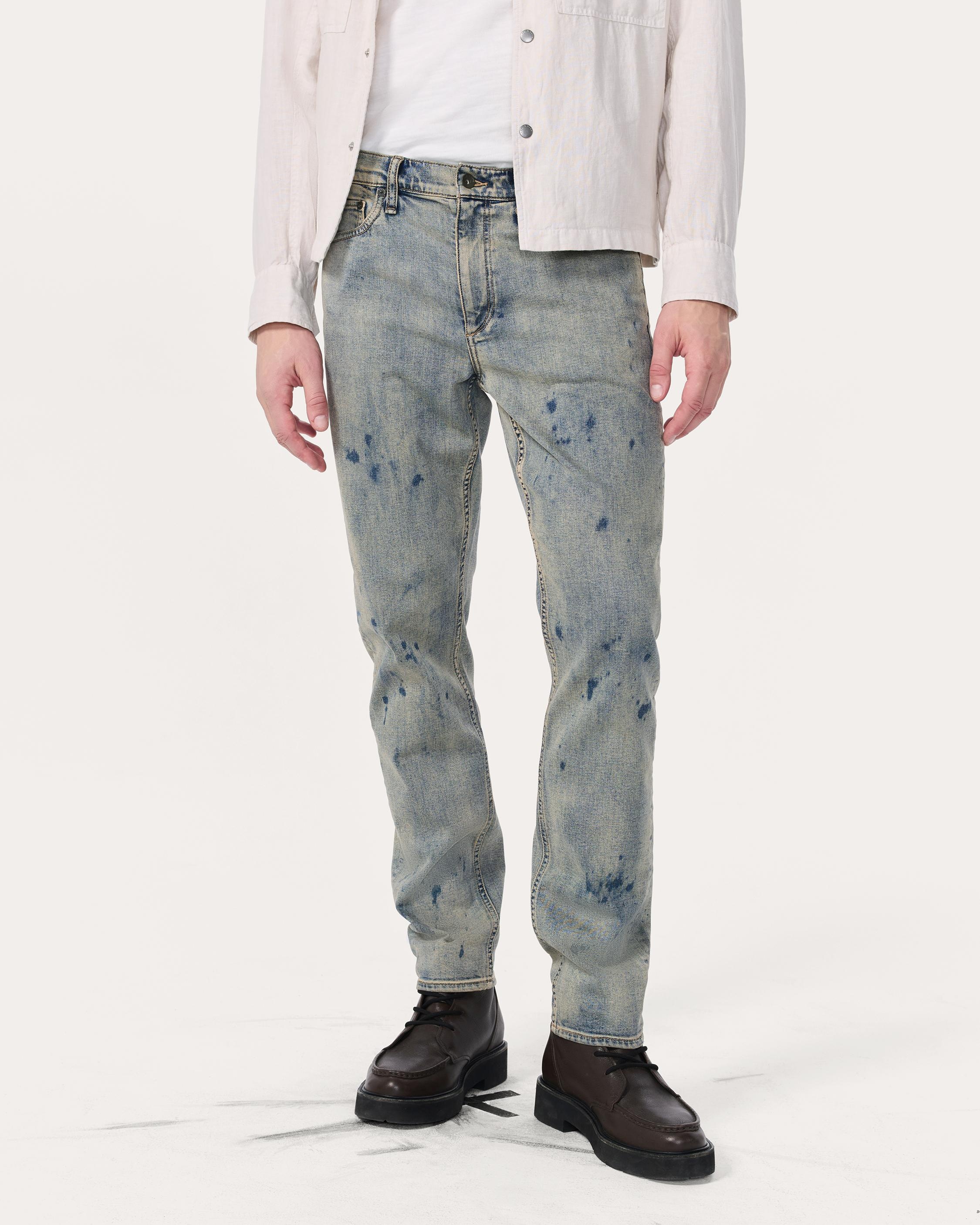 Fit 2 Slim Jeans
Authentic Stretch in Worn Bleach - 3