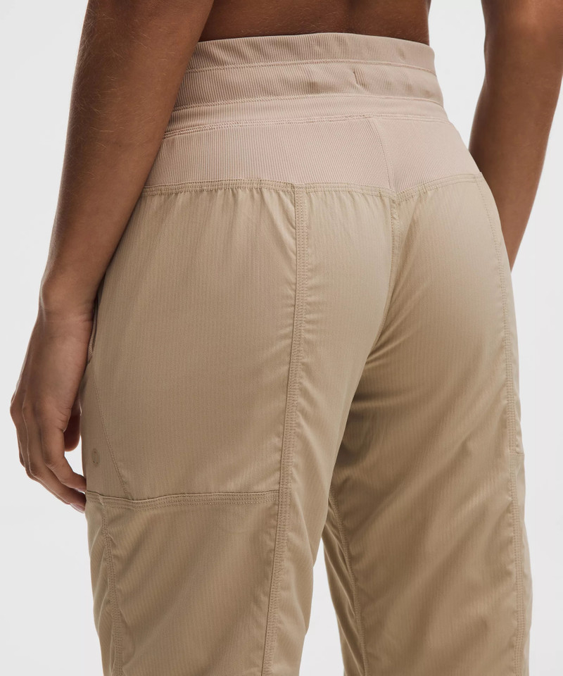 Dance Studio Mid-Rise Pant *Regular 6