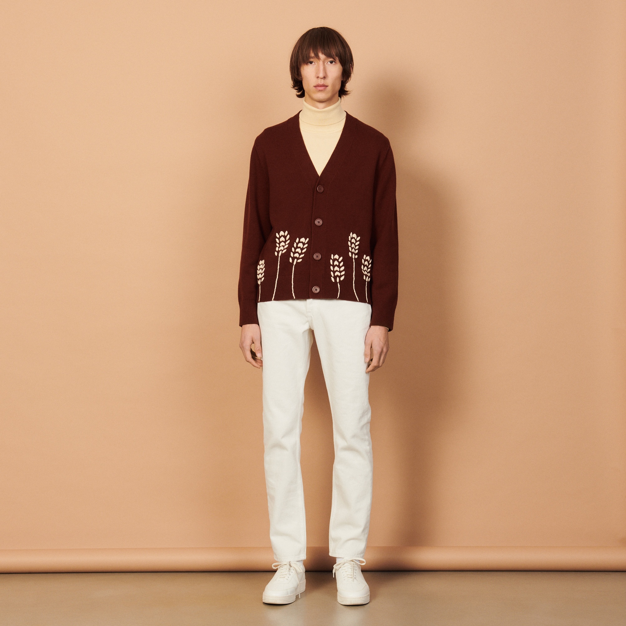 Wool cardigan with embroidery - 6