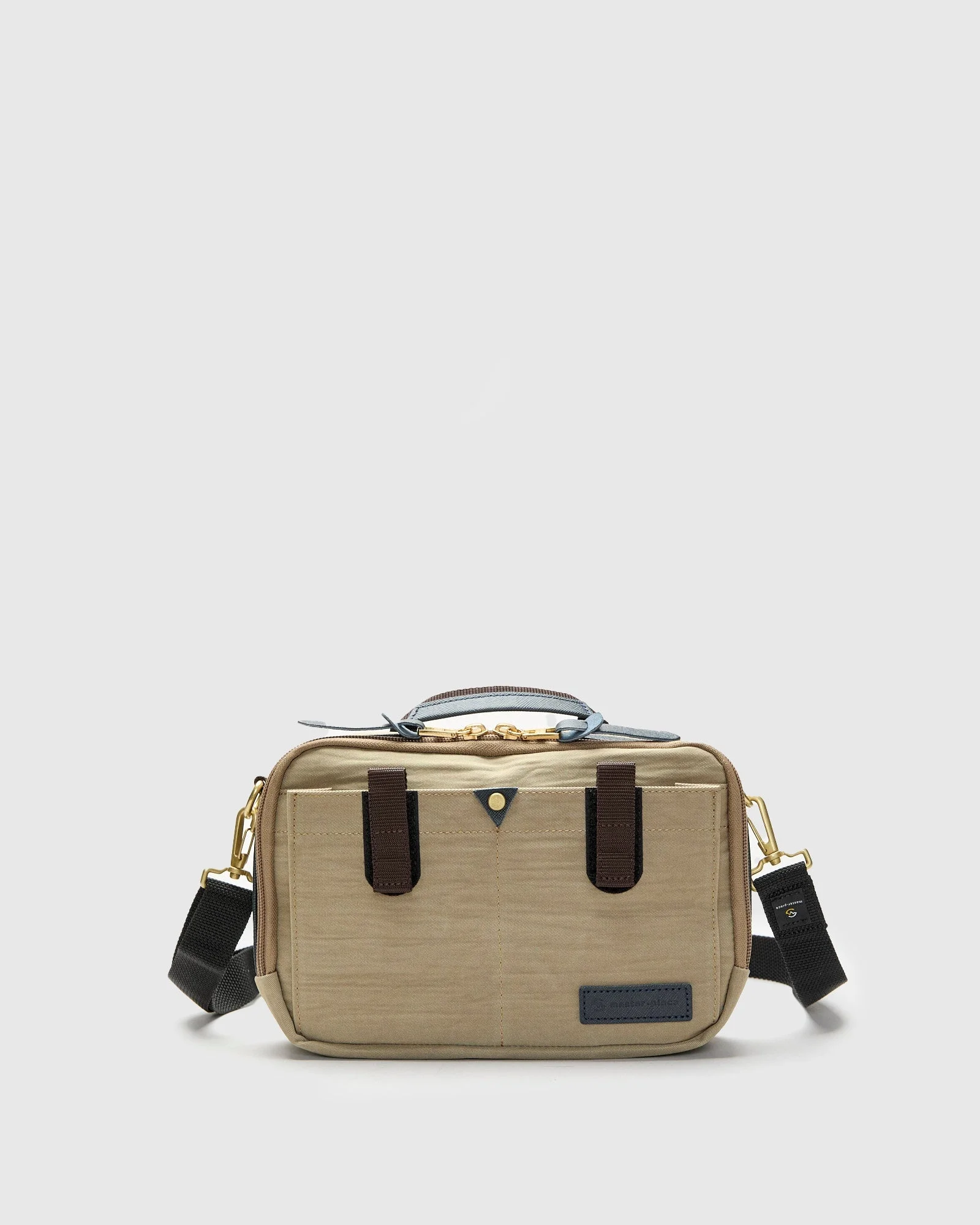 Link Shoulder Bag v2 in Beige - 1