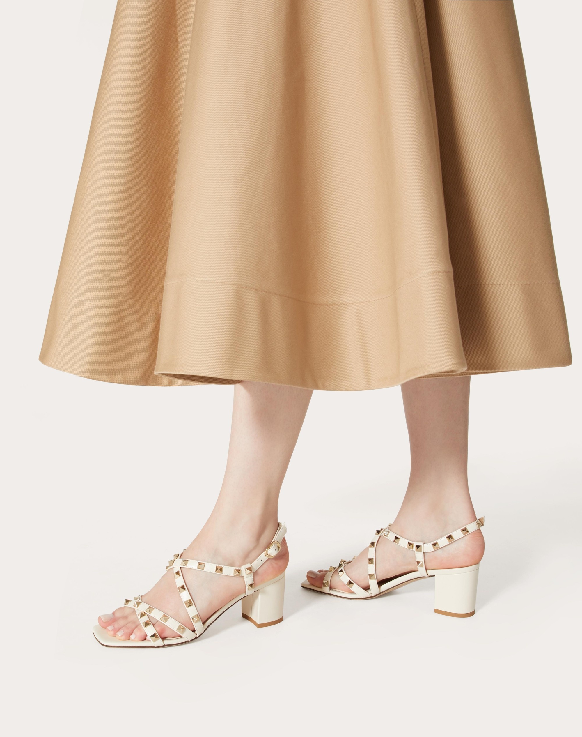 【VALENTINO】Rockstud Stud Sport スリングバックサンダル Valentino ROCKSTUD CALFSKIN SANDAL WITH STRAPS 60MM | REVERSIBLE