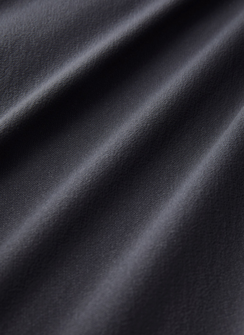 Syna Runner Jacket 5