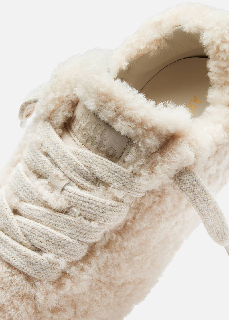 Tact Shearling Runner 6