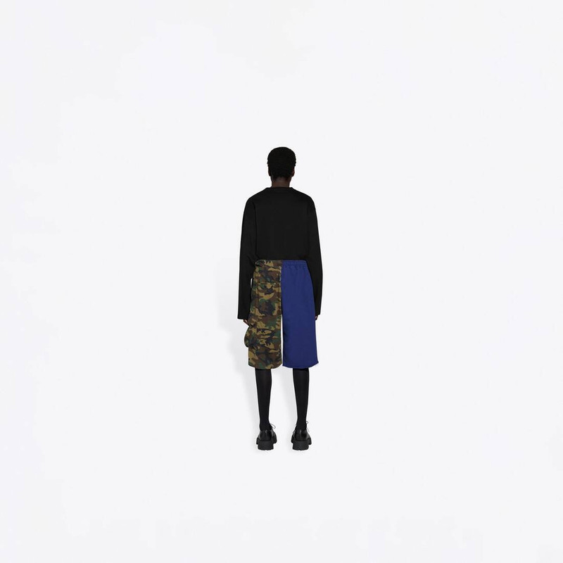 BALENCIAGA Men's 50/50 Cargo Shorts in Khaki outlook