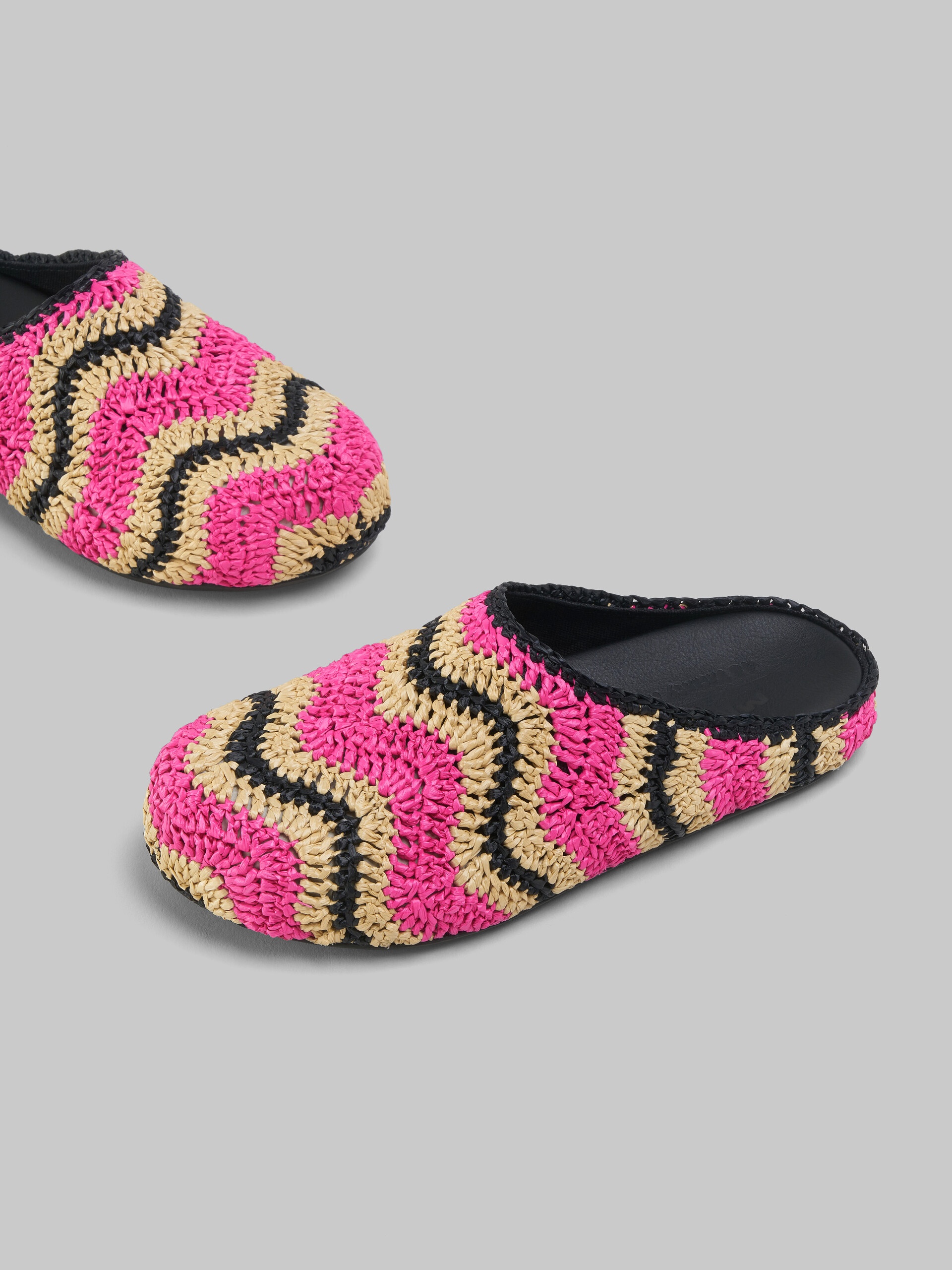 【MARNI】 x No Vacancy Inn raffia-effect slippers x No Vacancy Inn raffia-effect slippers in multicoloured