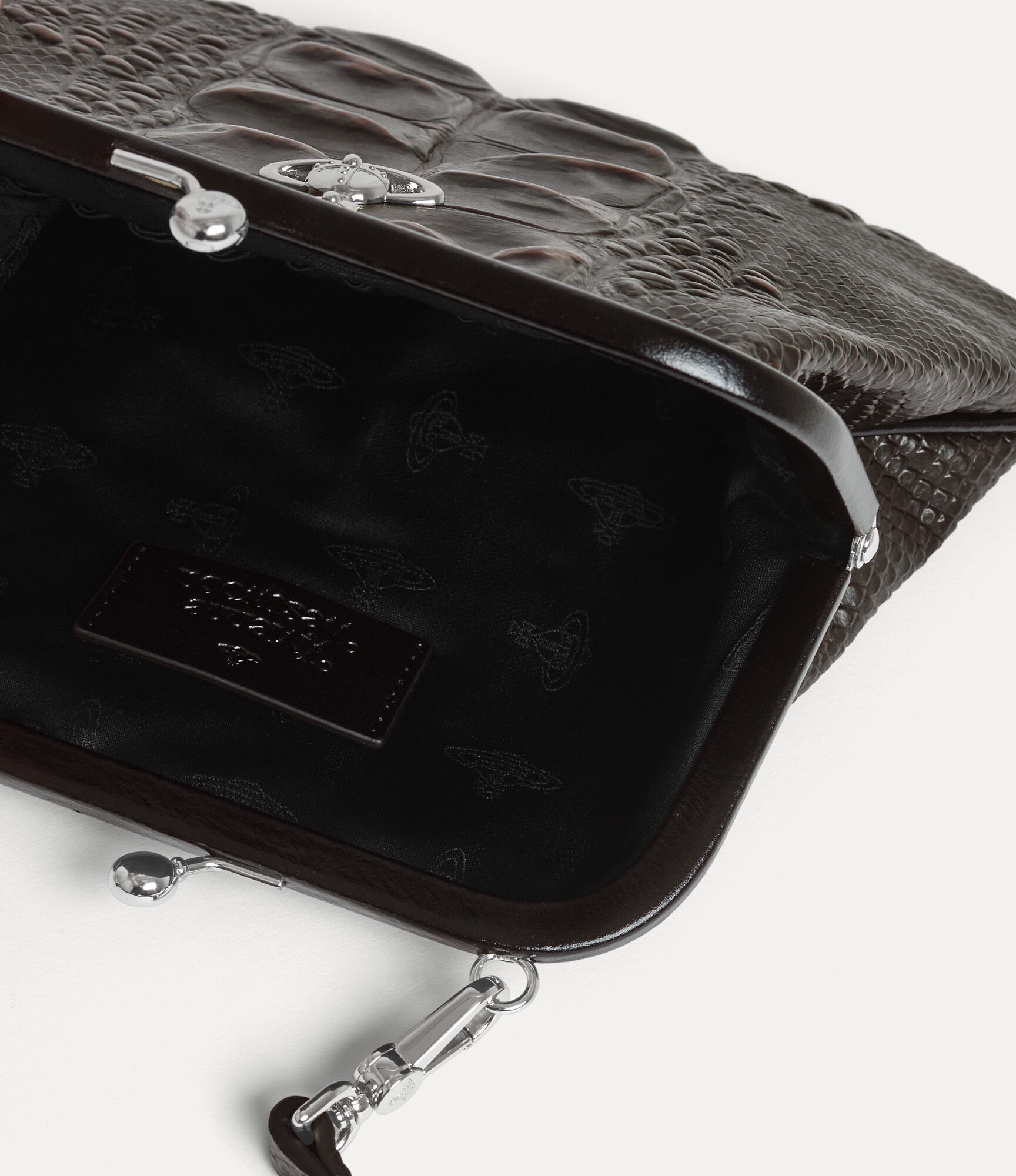 VIVIENNE'S CLUTCH - 3