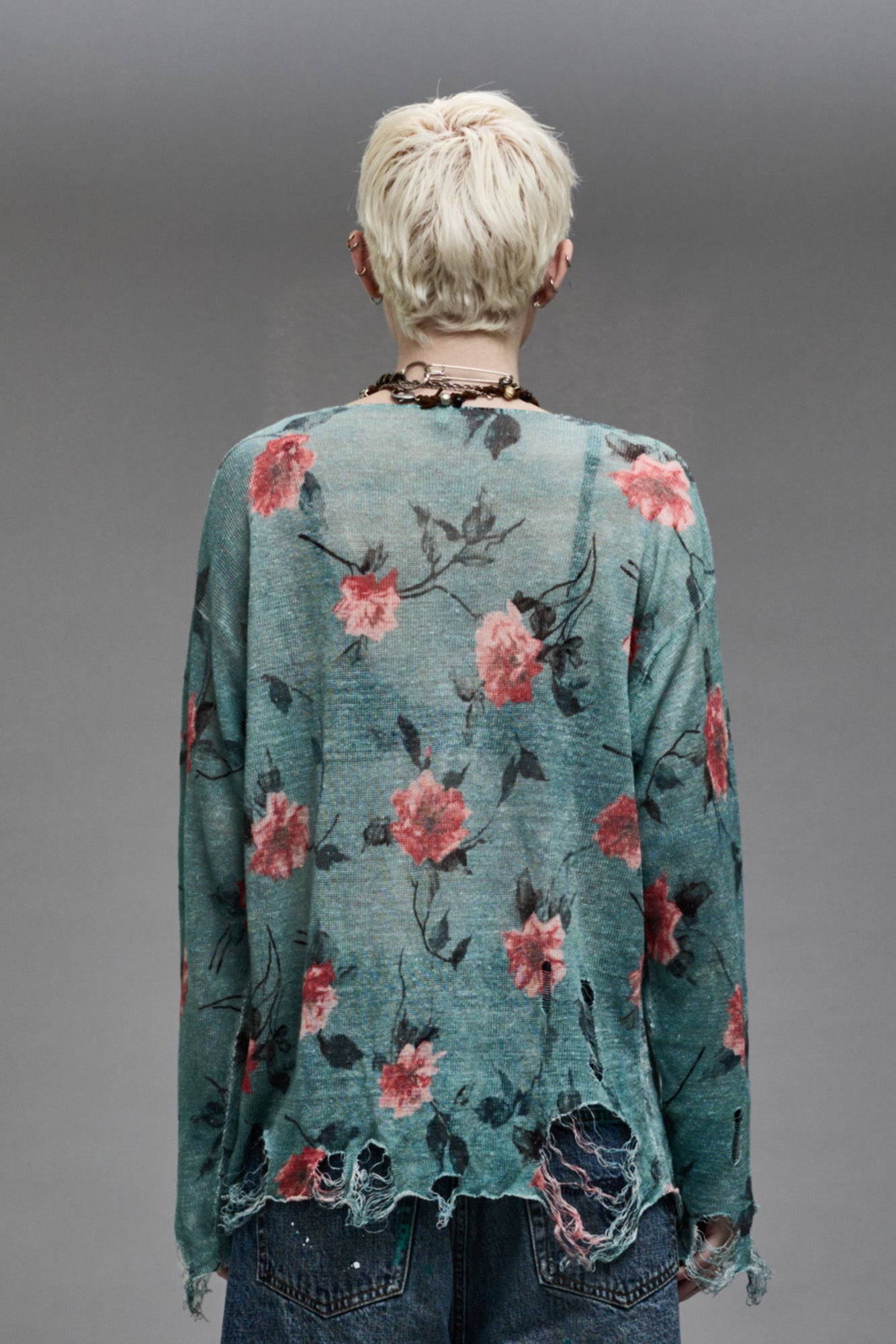 CAST-OFF NECK BOYFRIEND SWEATER - BLUE FLORAL - 7