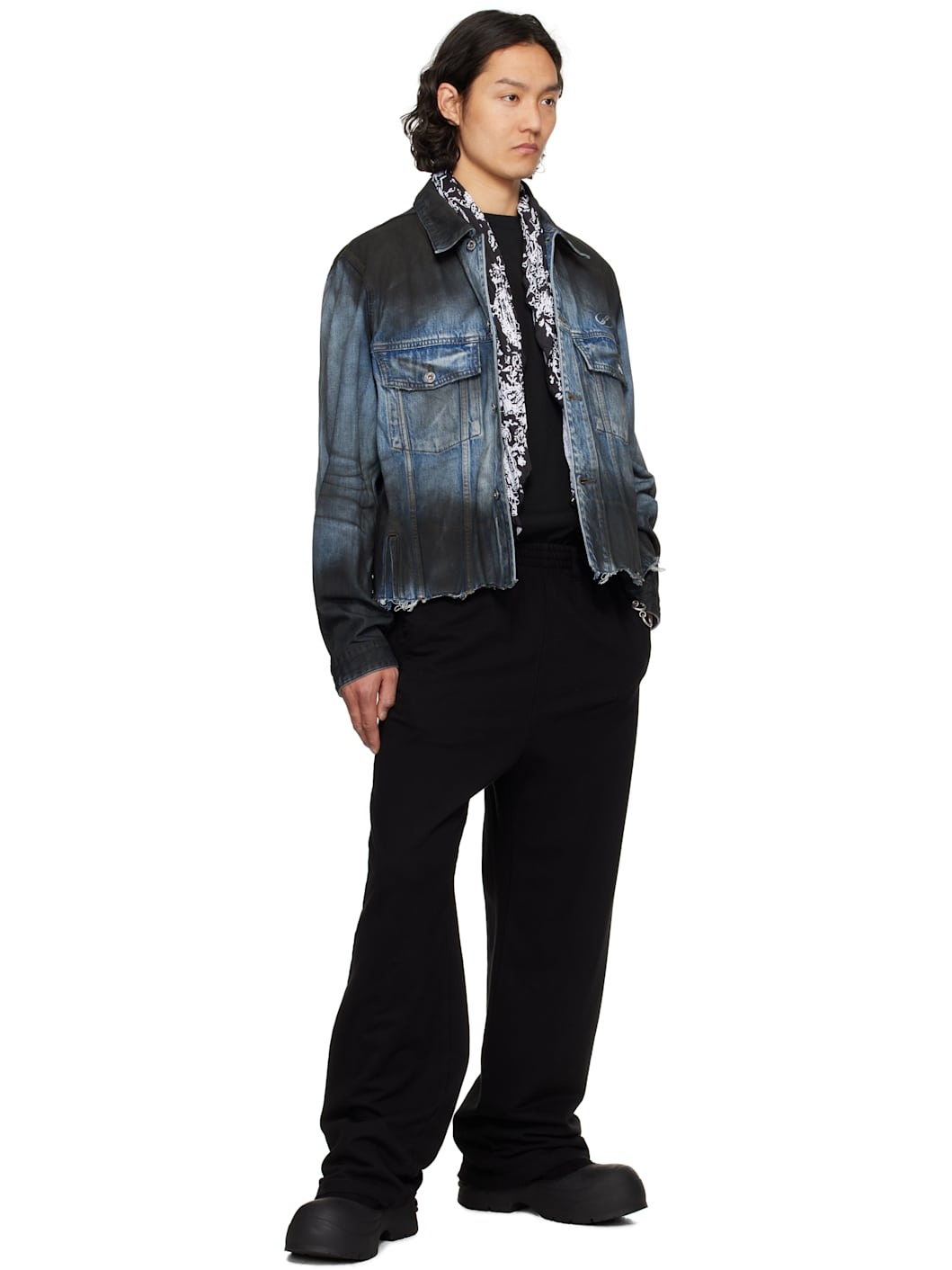 【関税込み】We11done ブラック Wrinkled Muffler Tシャツ We11done Black Wrinkled Muffler T-shirt | REVERSIBLE