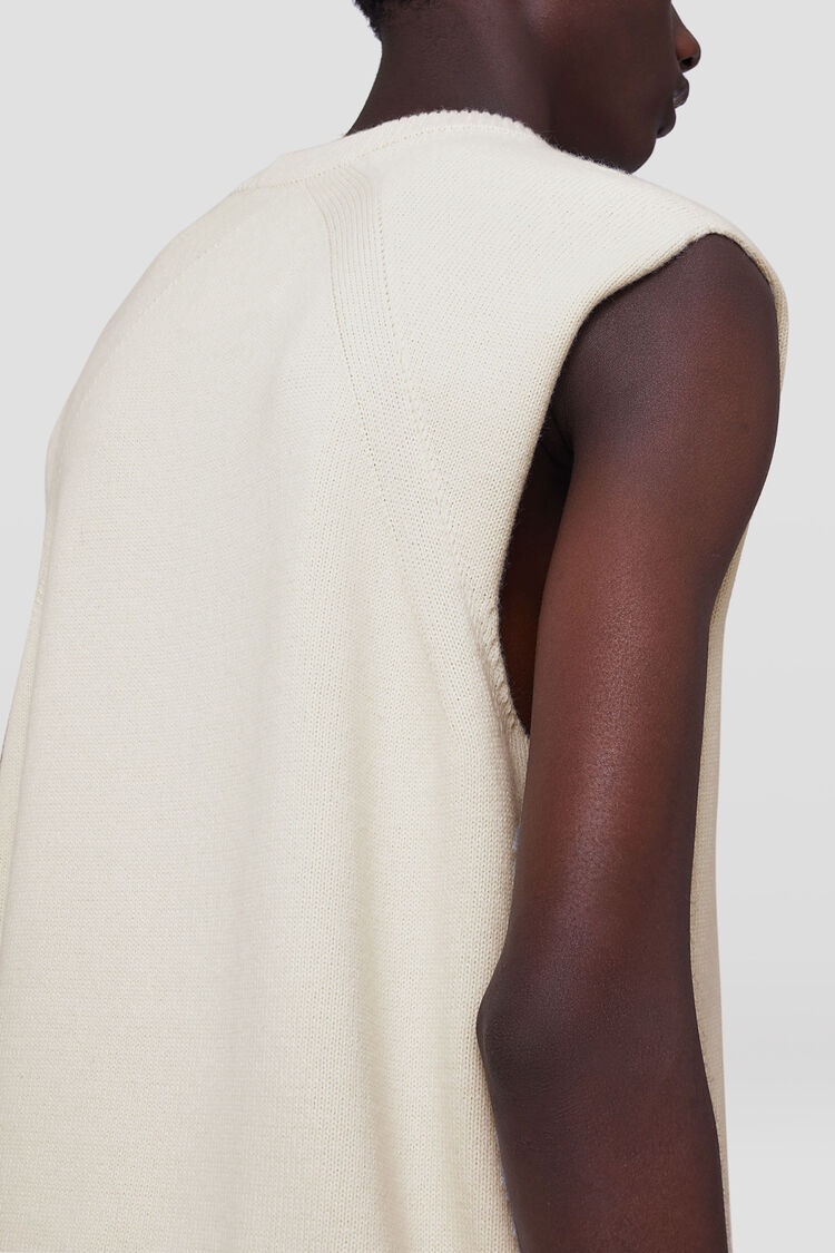 Crew-Neck Vest - 3