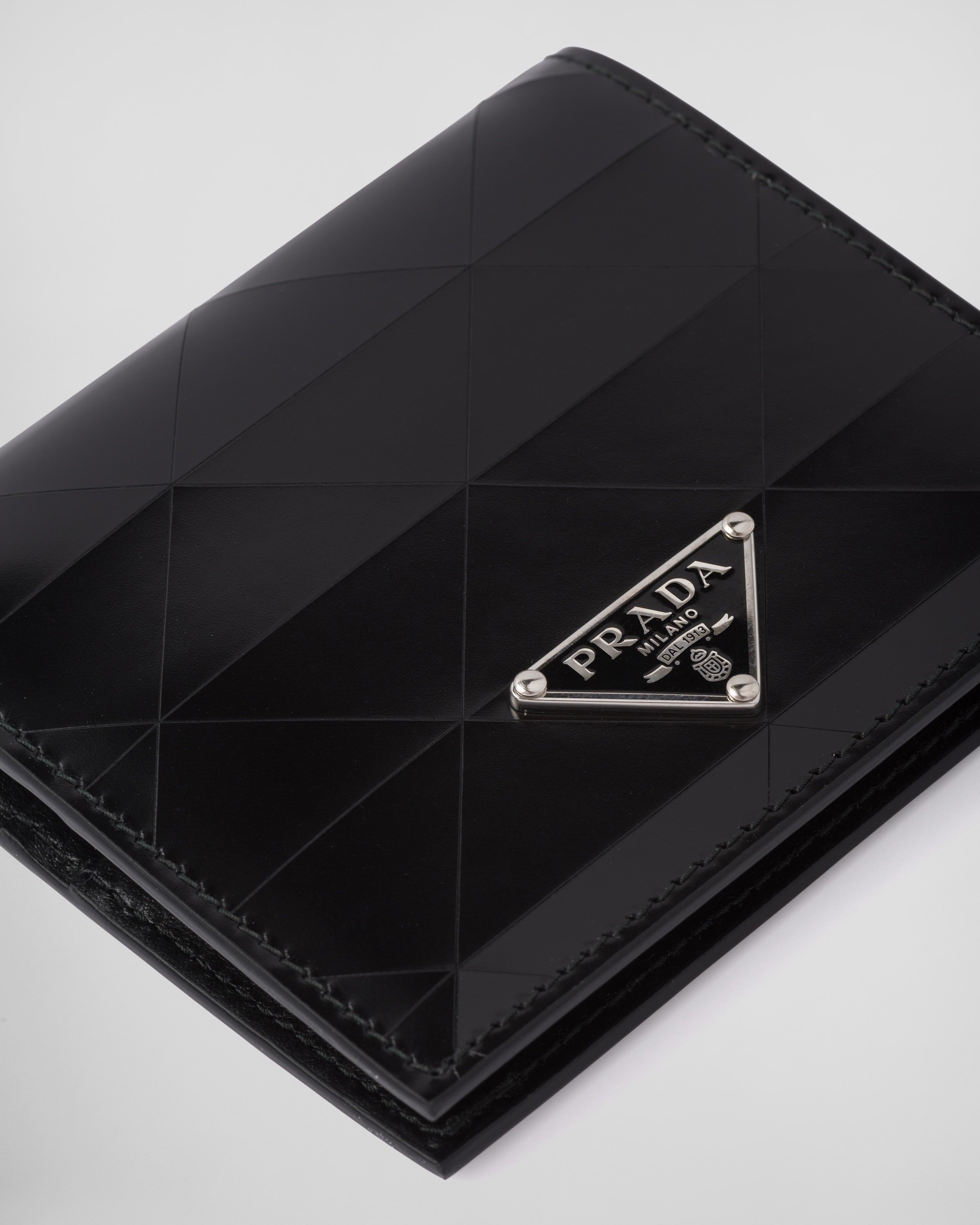 Brushed leather wallet - 5