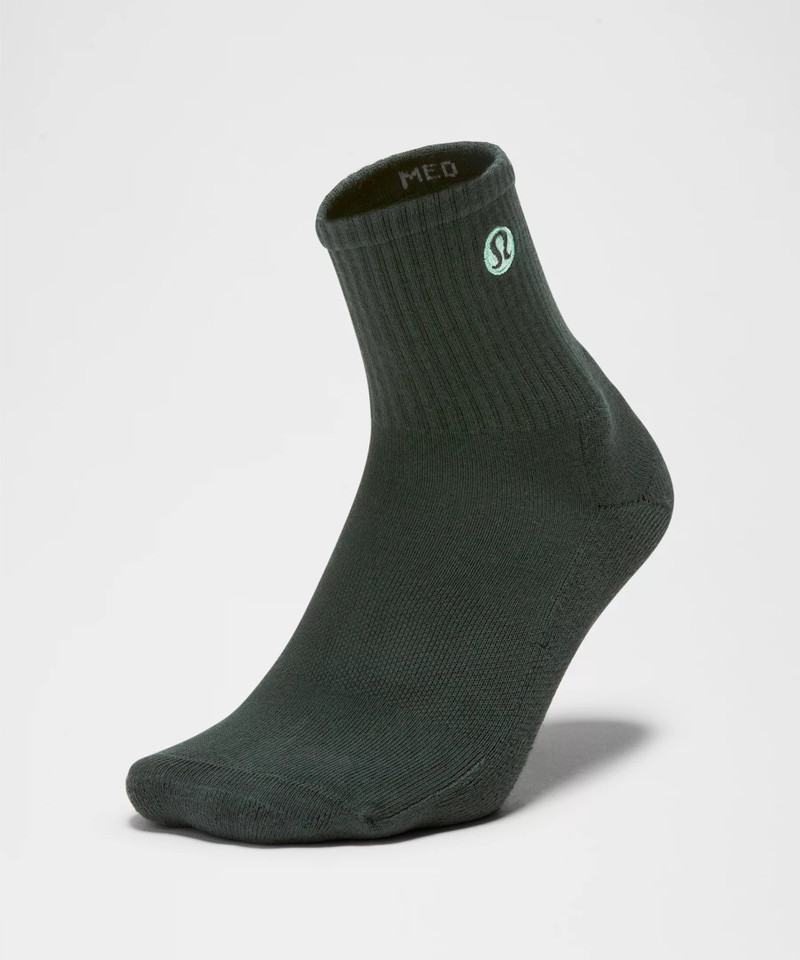 Unisex Daily Essential Quarter Socks 3