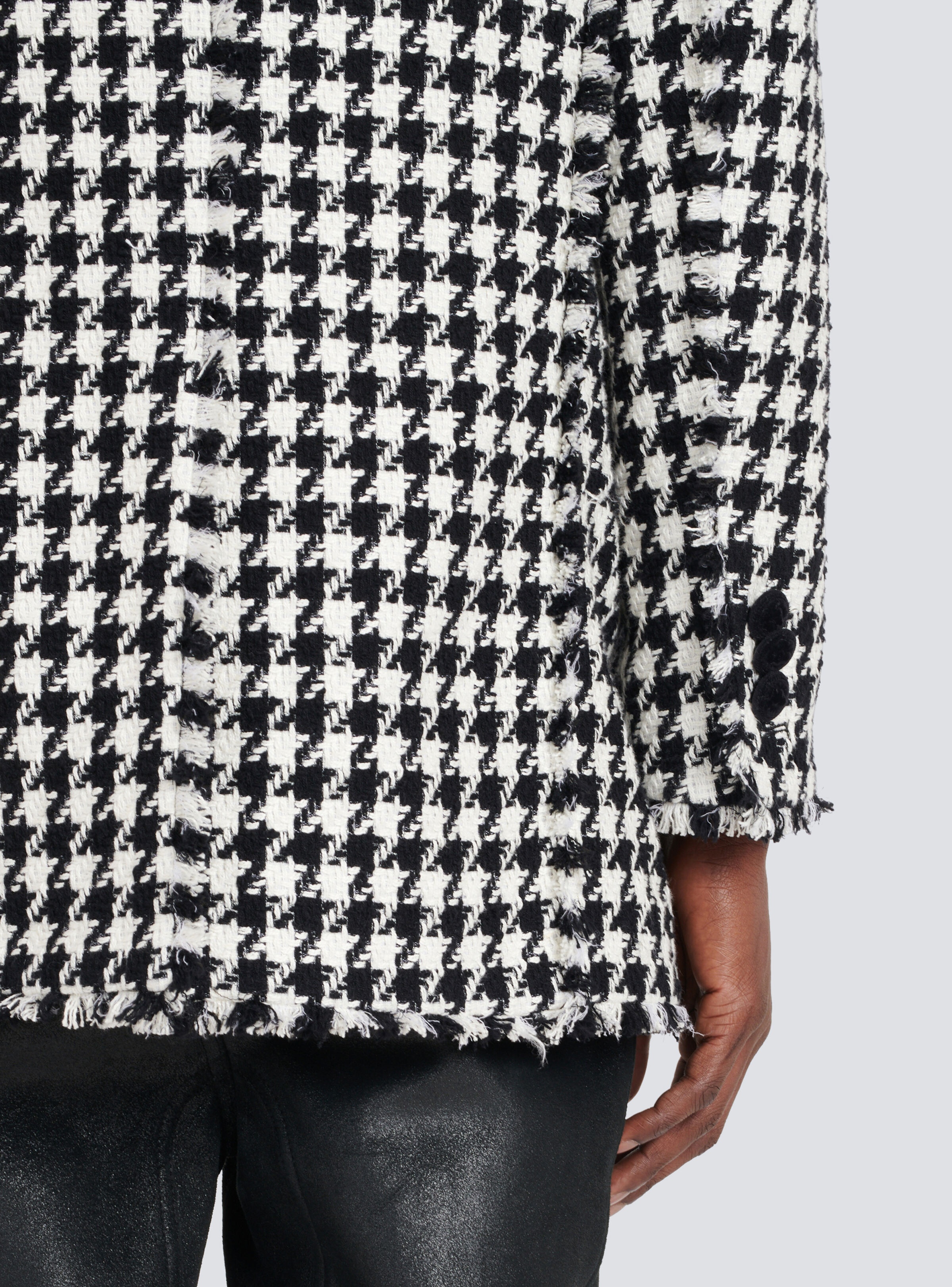 Houndstooth print tweed blazer with Balmain badge - 7