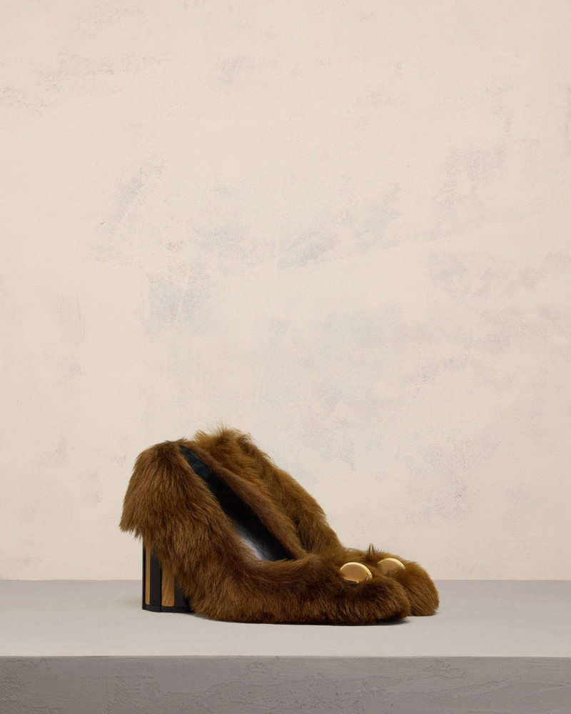 EMBELLISHED POINTED TOE PUMPS 3