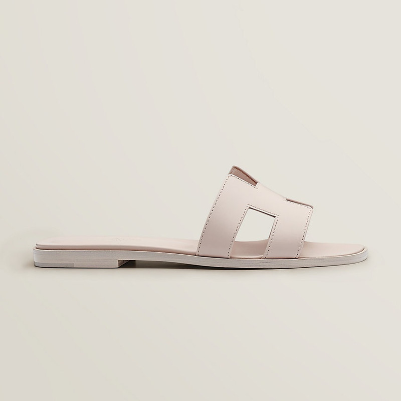 Hermès Oran sandal outlook