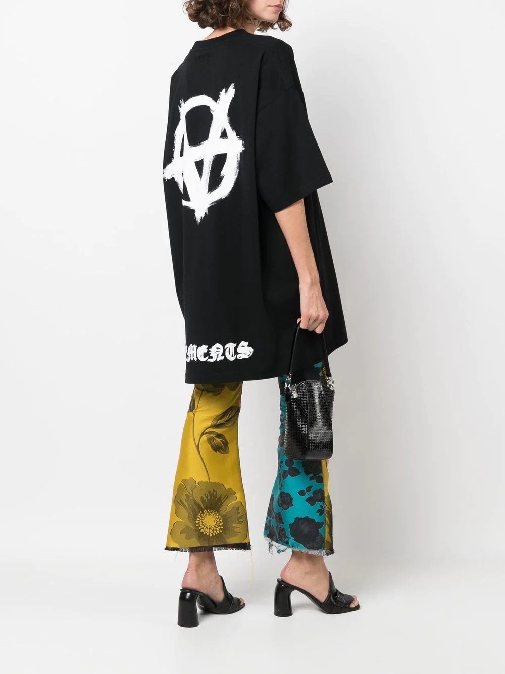 graphic-print oversized T-shirt - 3