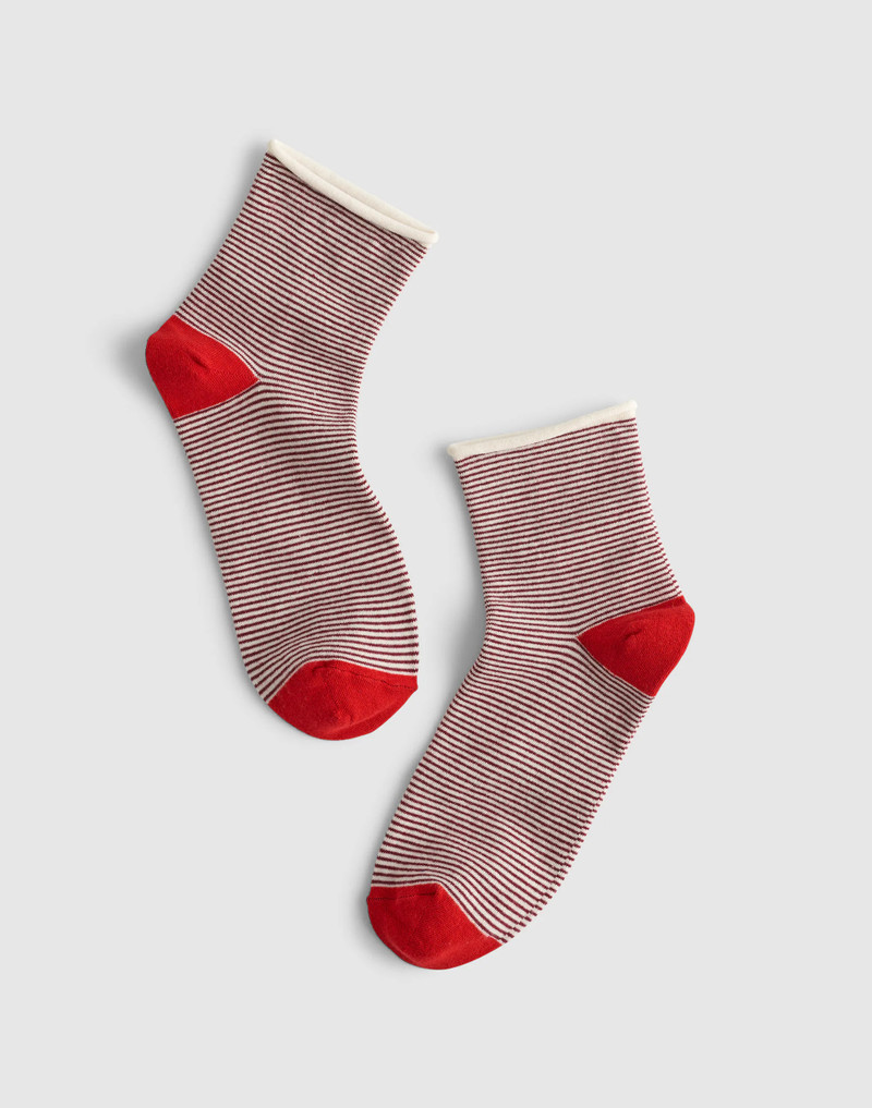 Contrast-Stripe Ankle Socks 1