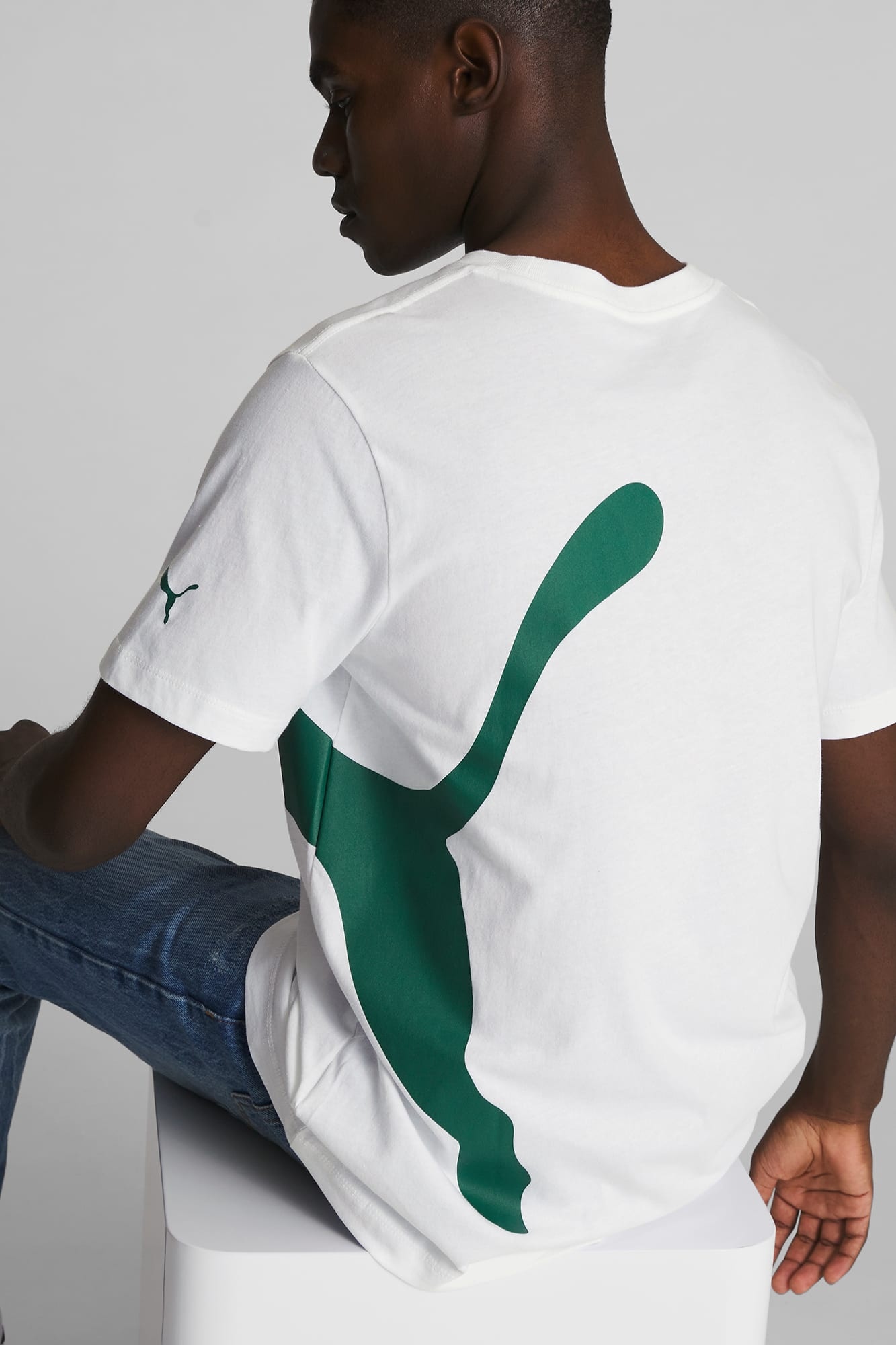 Oversized Logo Men's Tee - 4