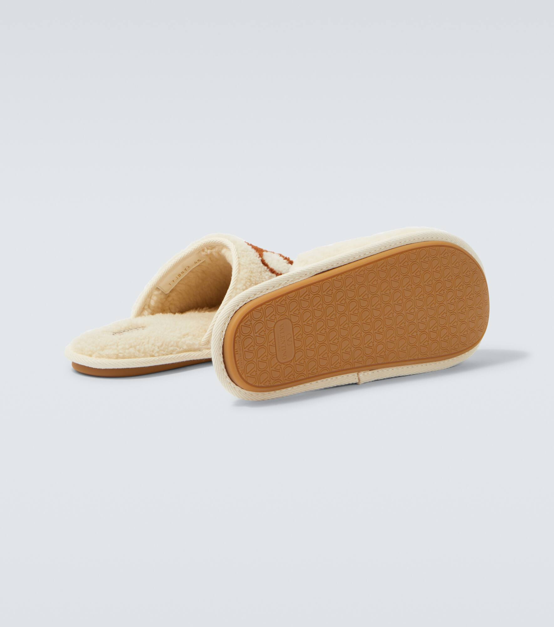 VLogo shearling slippers - 7