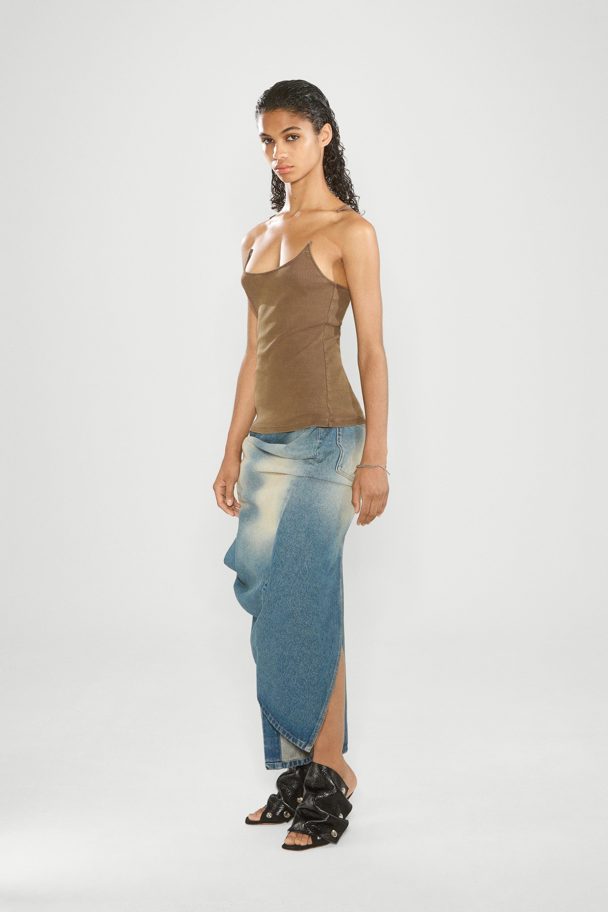 Invisible Strap Tank Top - 3