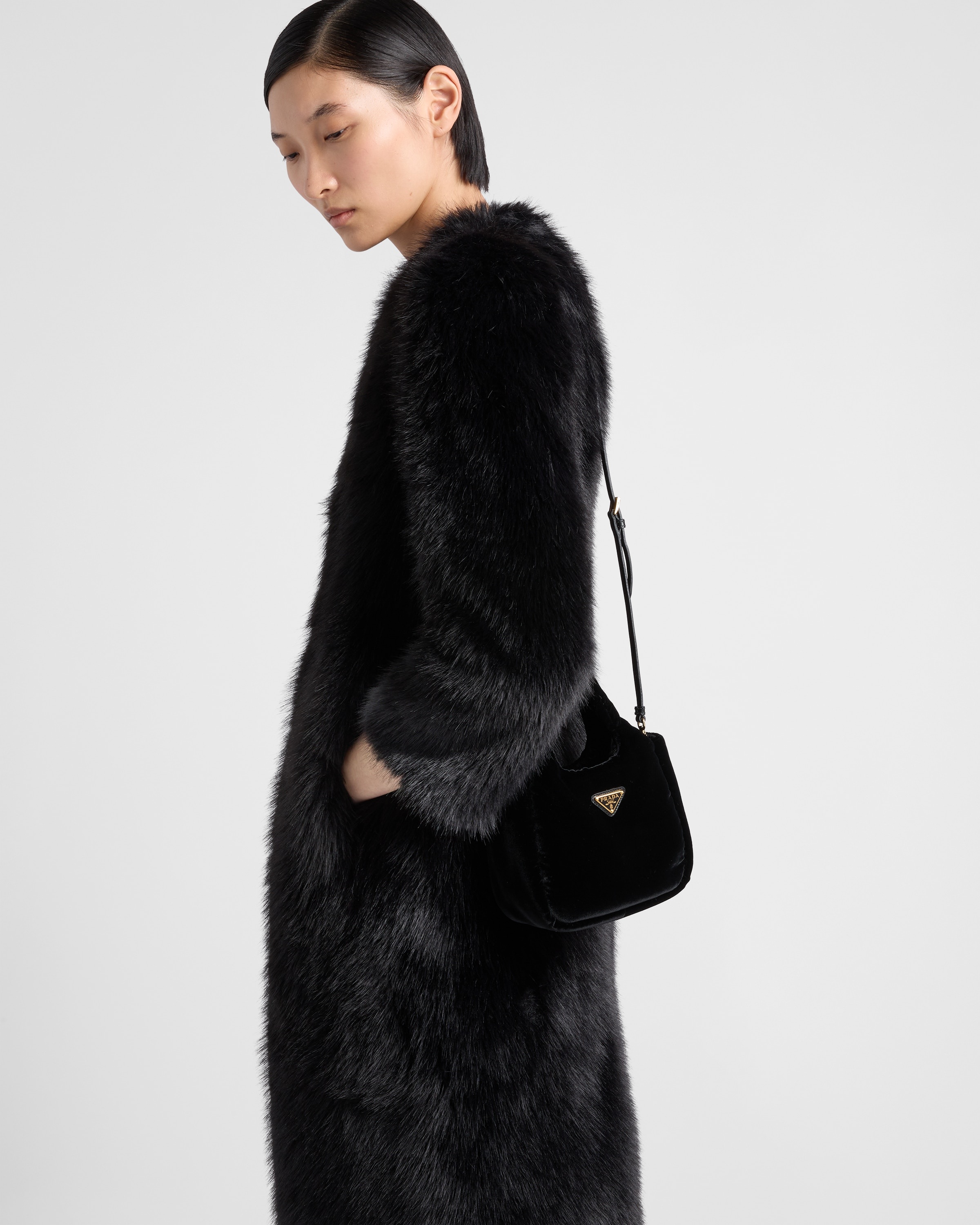 Padded velvet mini handbag - 7