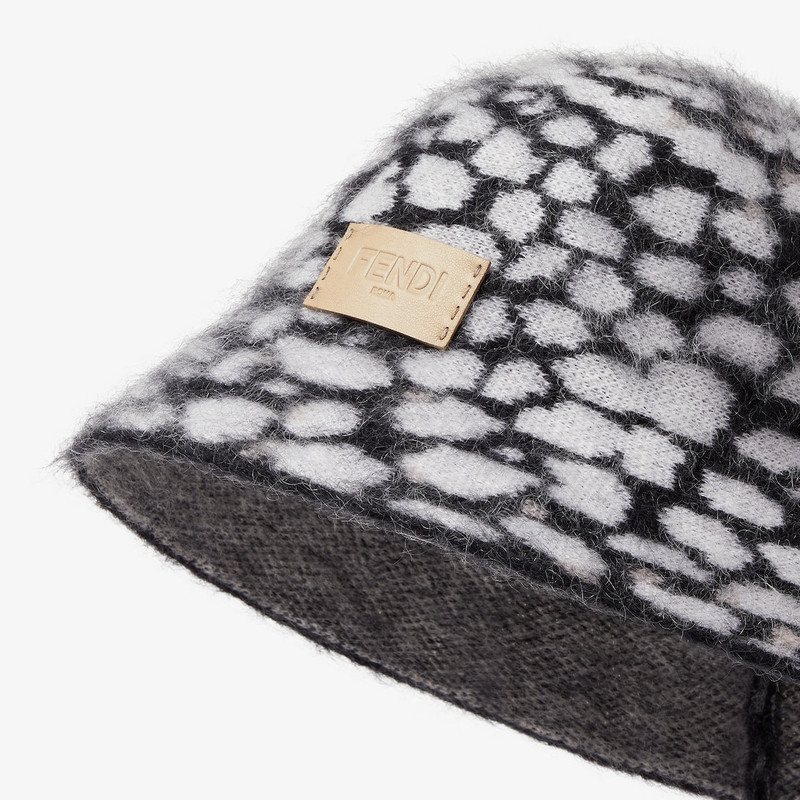 FENDI Hat outlook