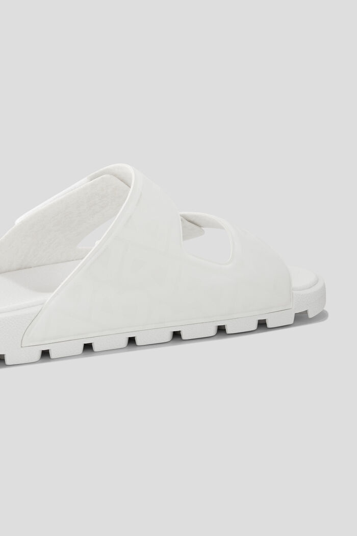 Biarritz Slip-ons in White - 7