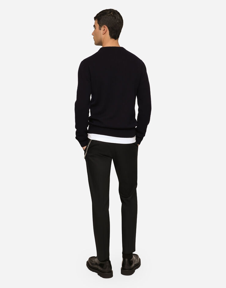 Wool round-neck sweater with branded tag - 3