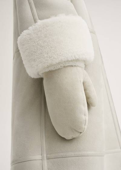 Totême Suede shearling mittens macadamia outlook