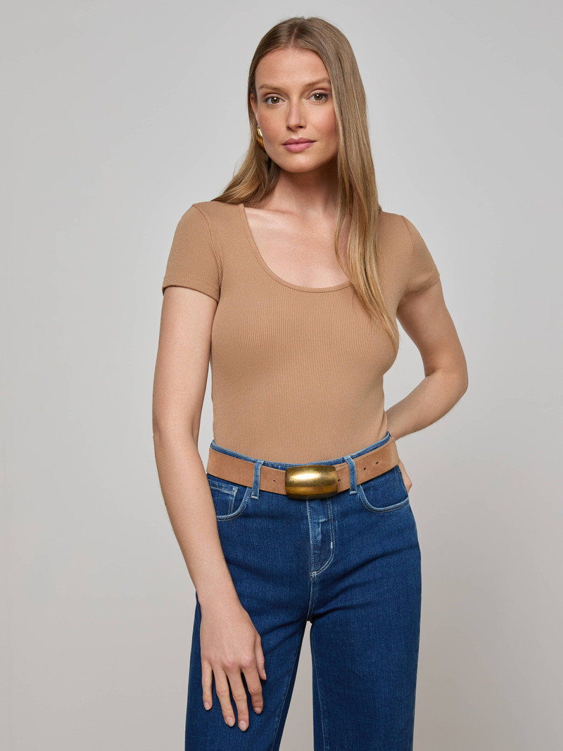 L'AGENCE Brynlee Scoopneck Tee outlook