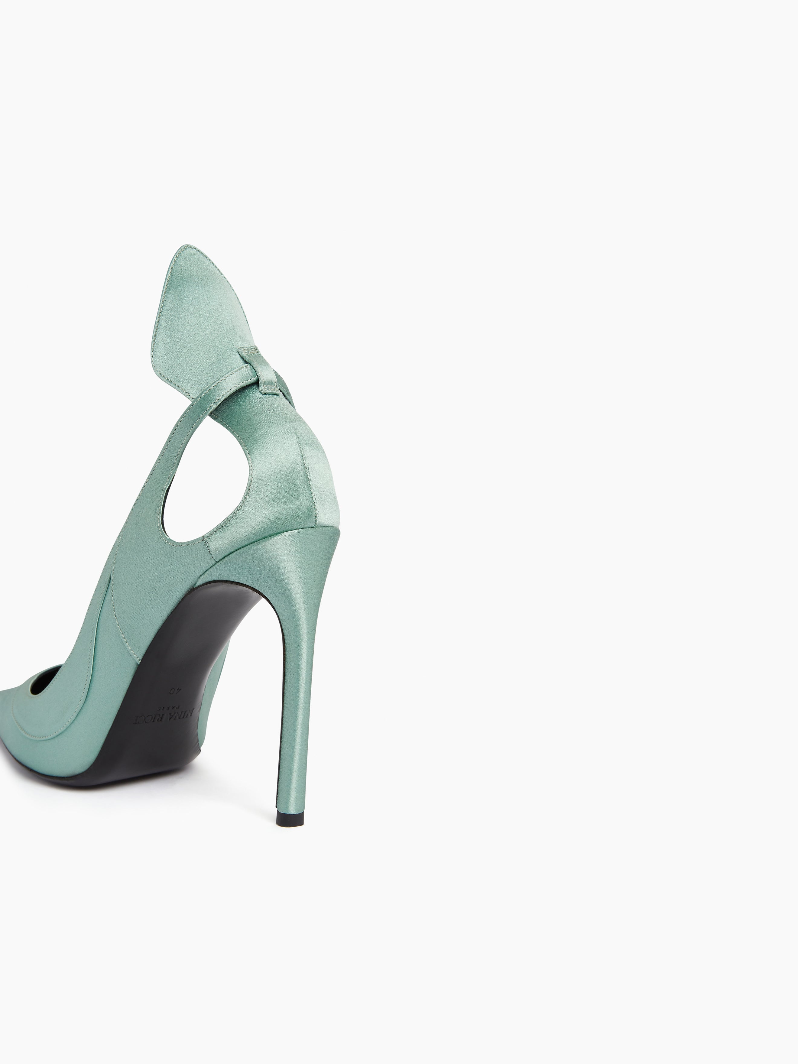 SATIN PUMPS WITH BOW DETAIL - 2