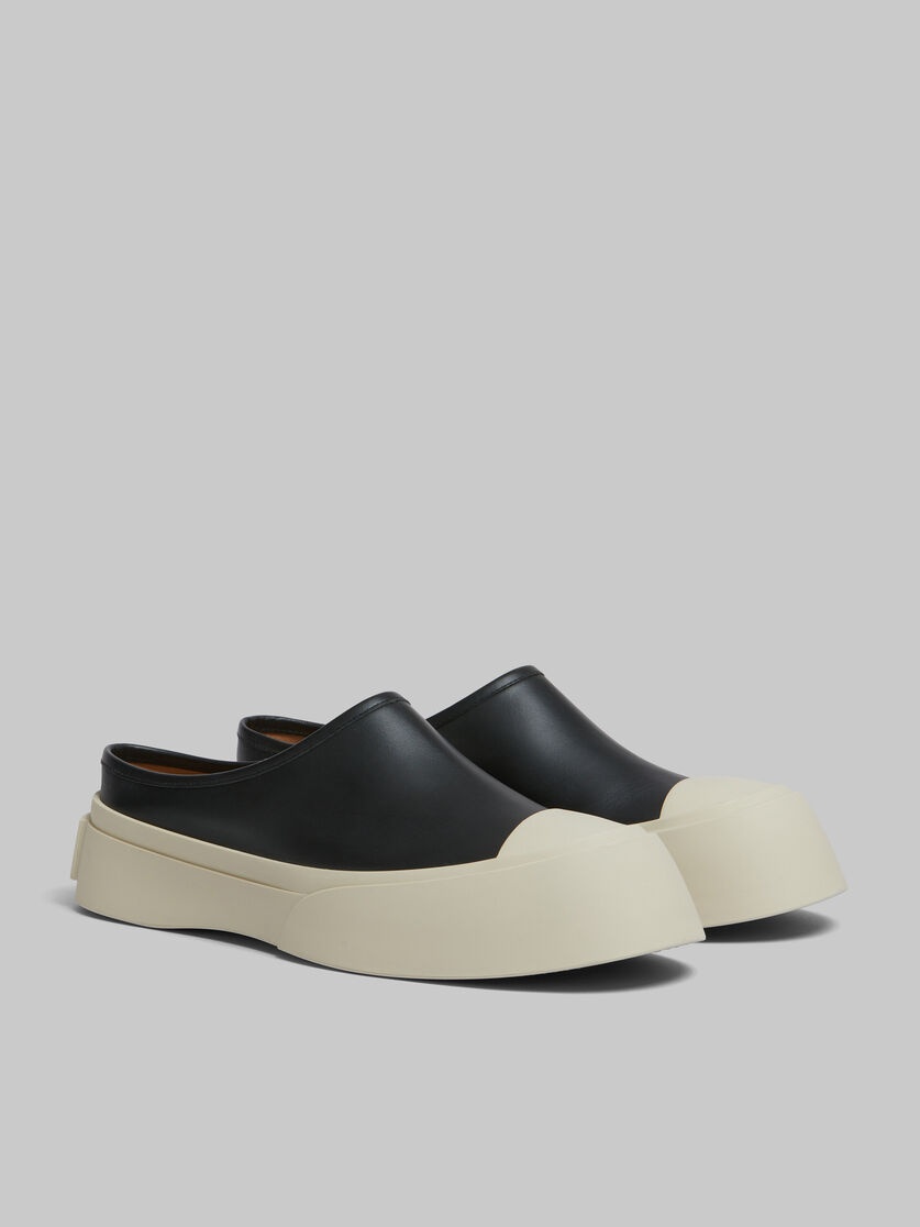 Marni BLACK LEATHER PABLO SABOT | REVERSIBLE