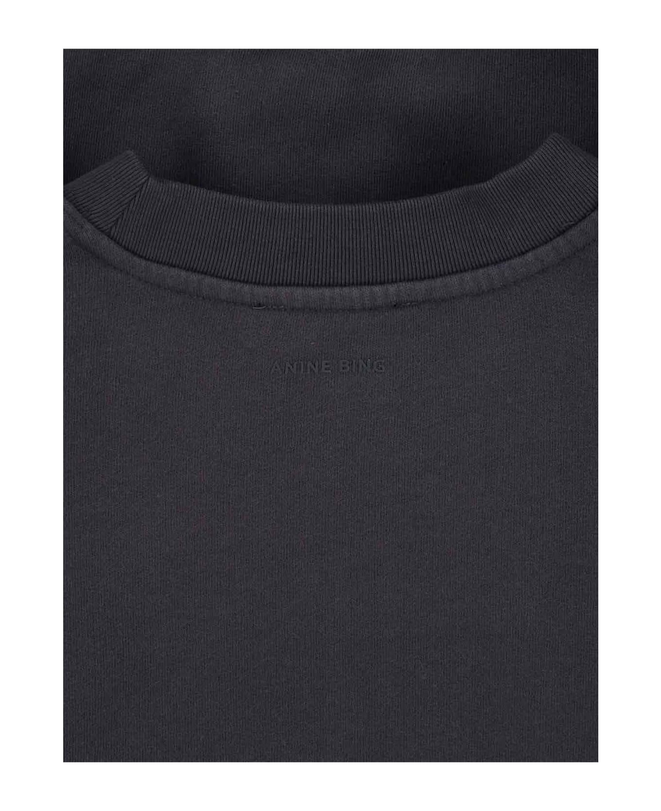 'miles' Crew Neck Sweatshirt - 3